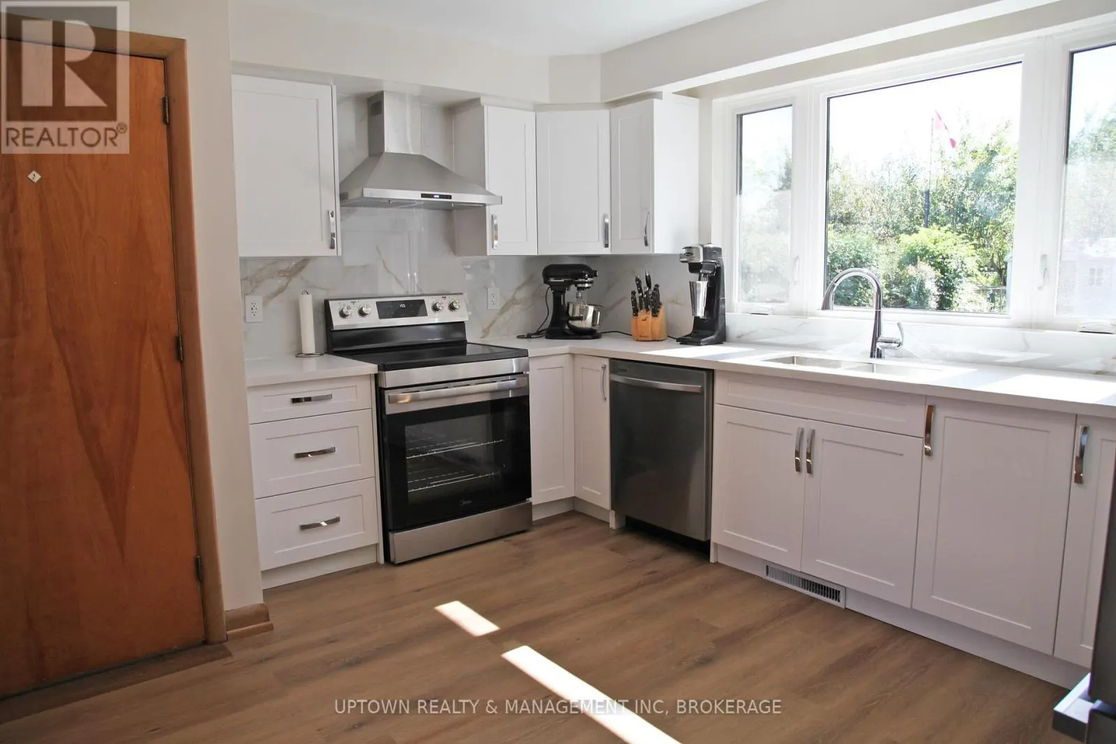 116 HIXON ROAD