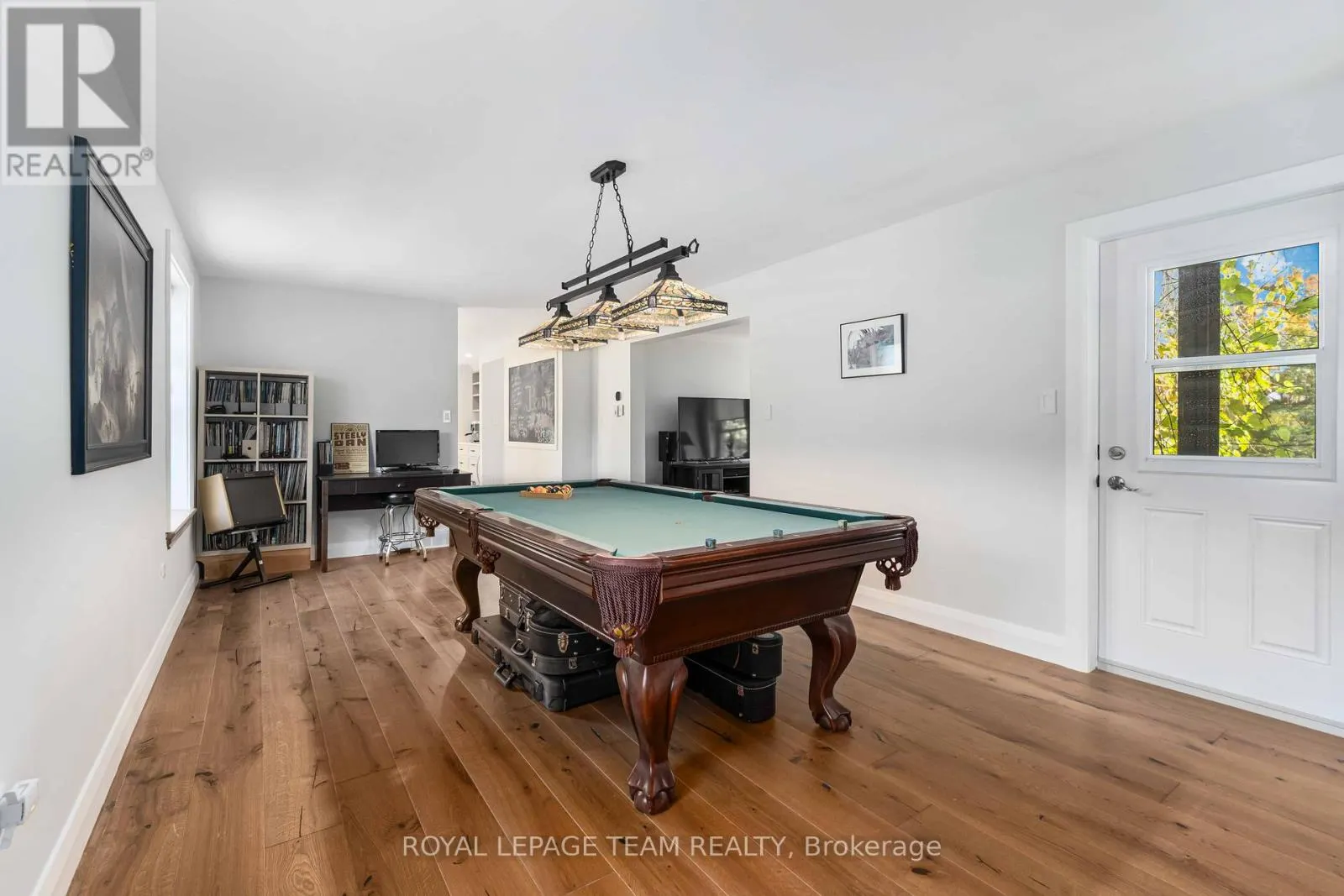 910 BOLTON ROAD