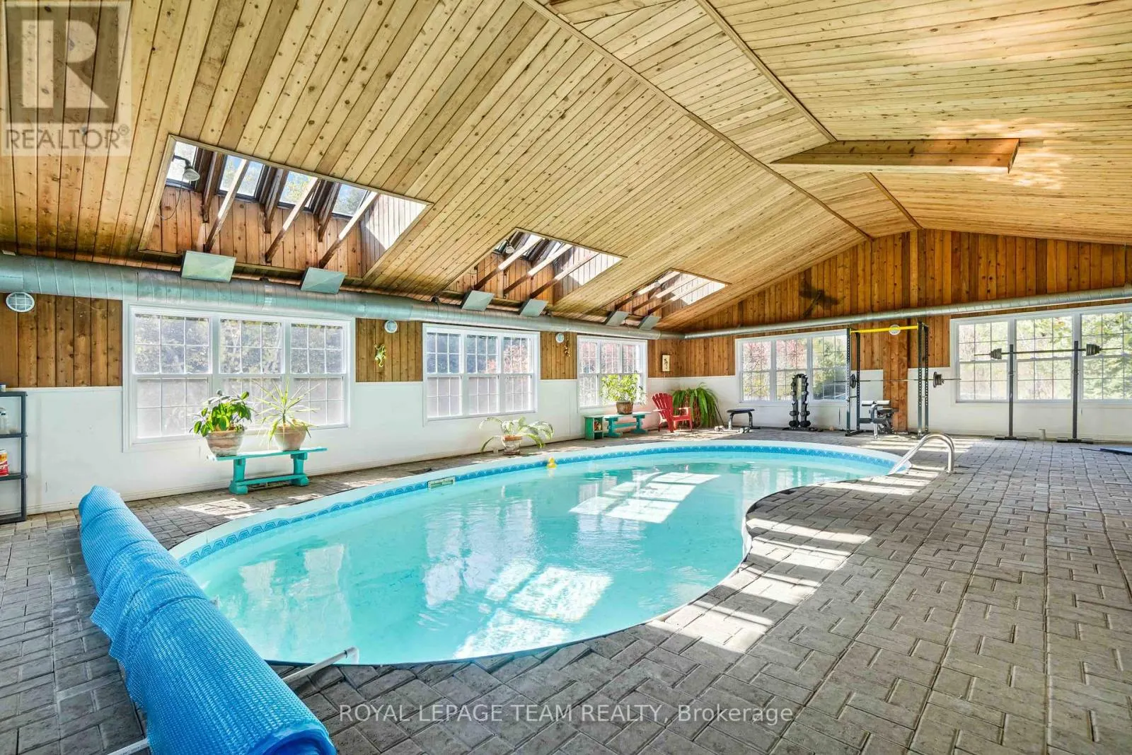 910 BOLTON ROAD