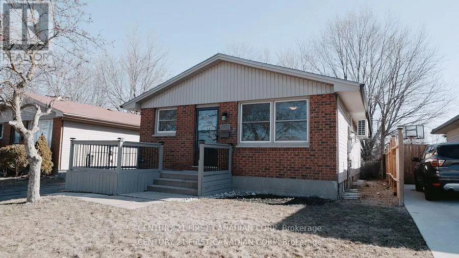 1072 JALNA BOULEVARD