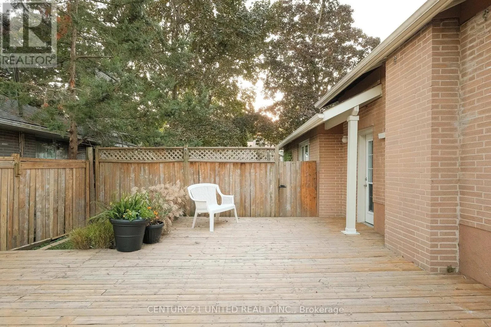 1518 WESTBROOK DRIVE