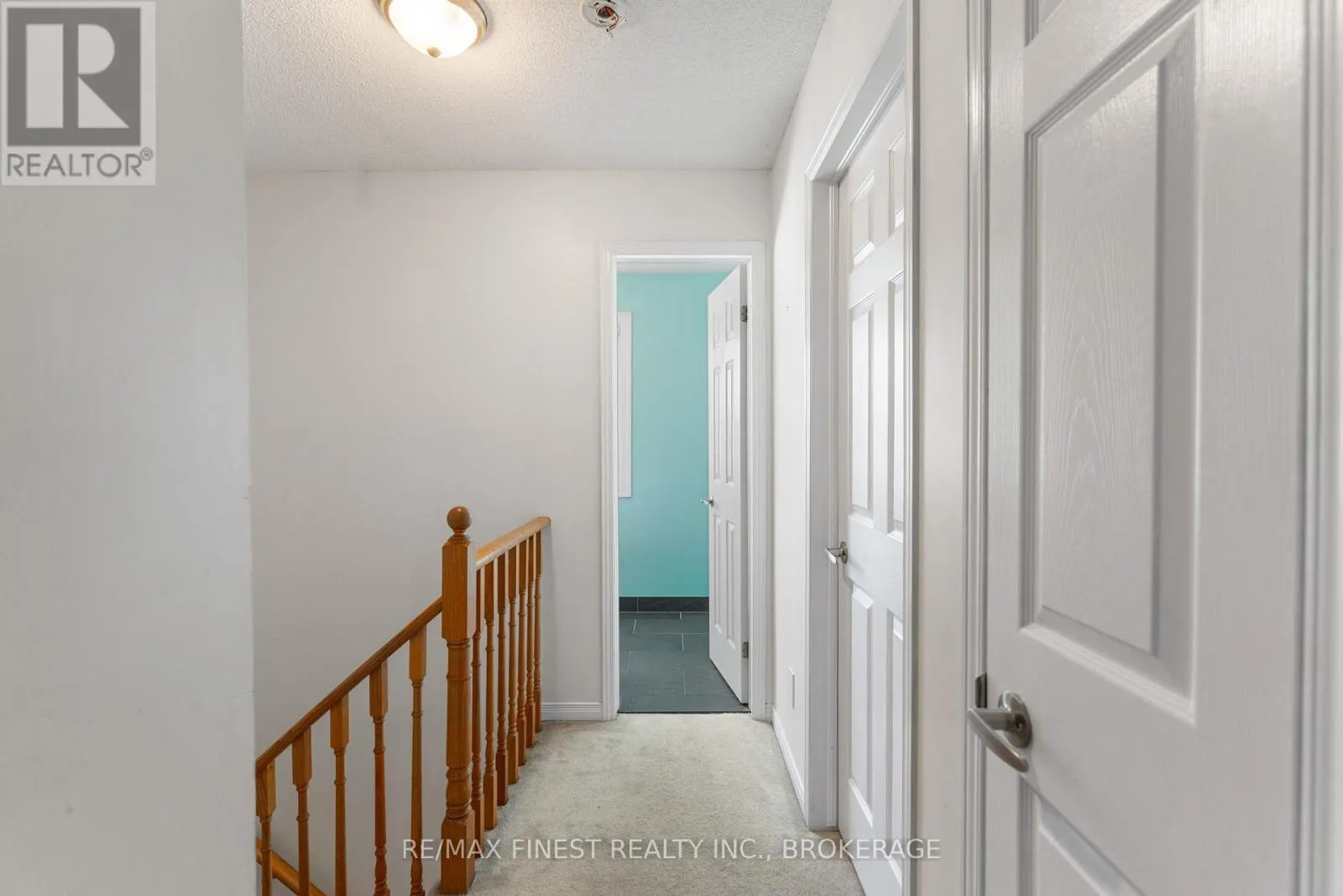 944 WARBURTON CRESCENT