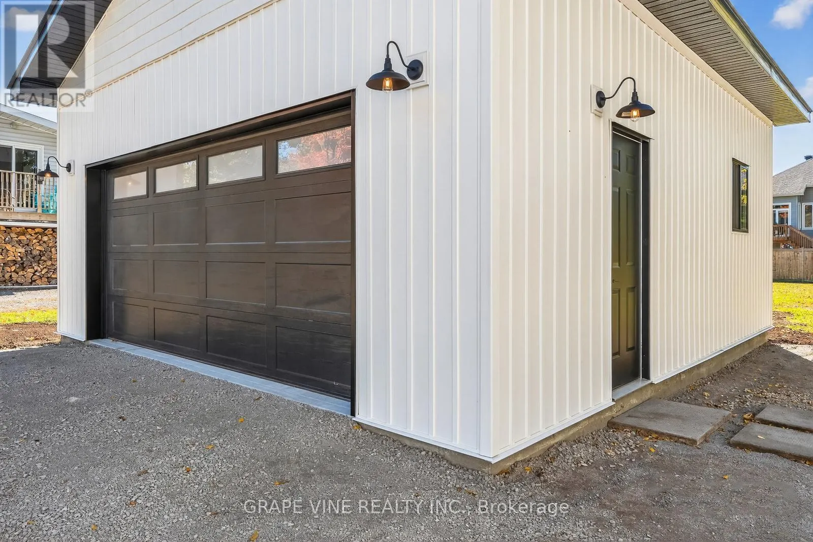 2680 RIVER ROAD