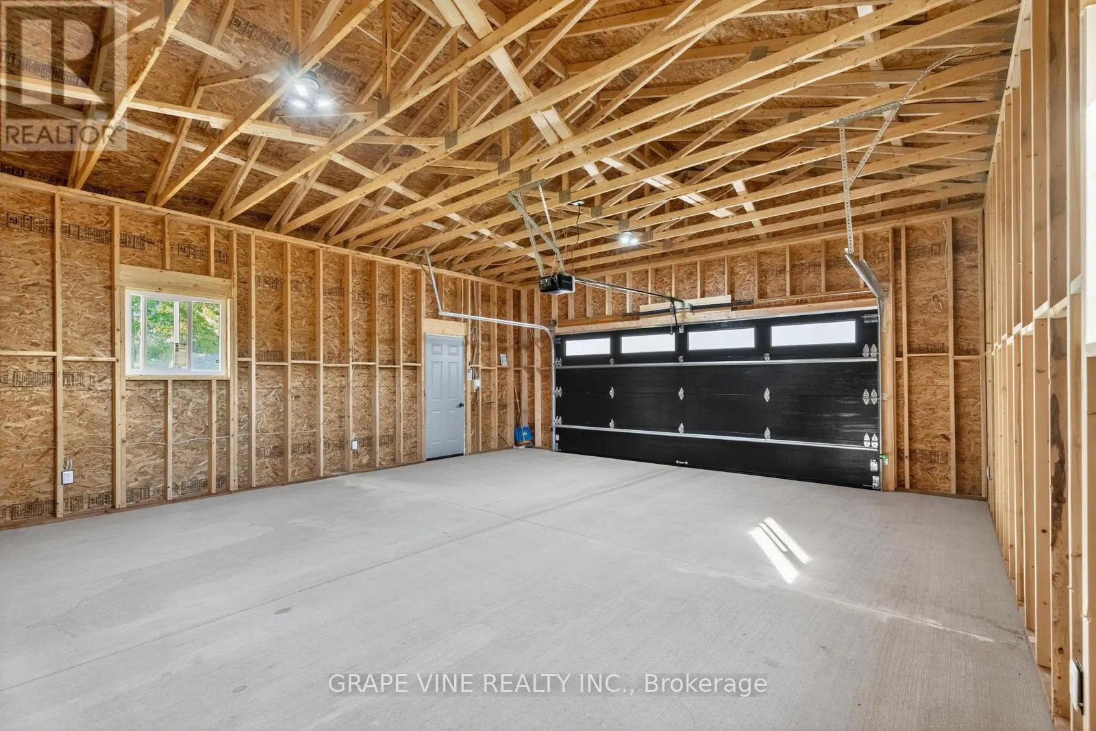 2680 RIVER ROAD