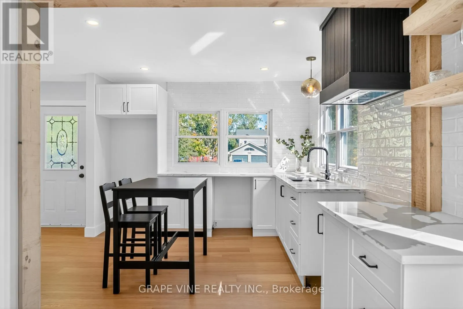 2680 RIVER ROAD