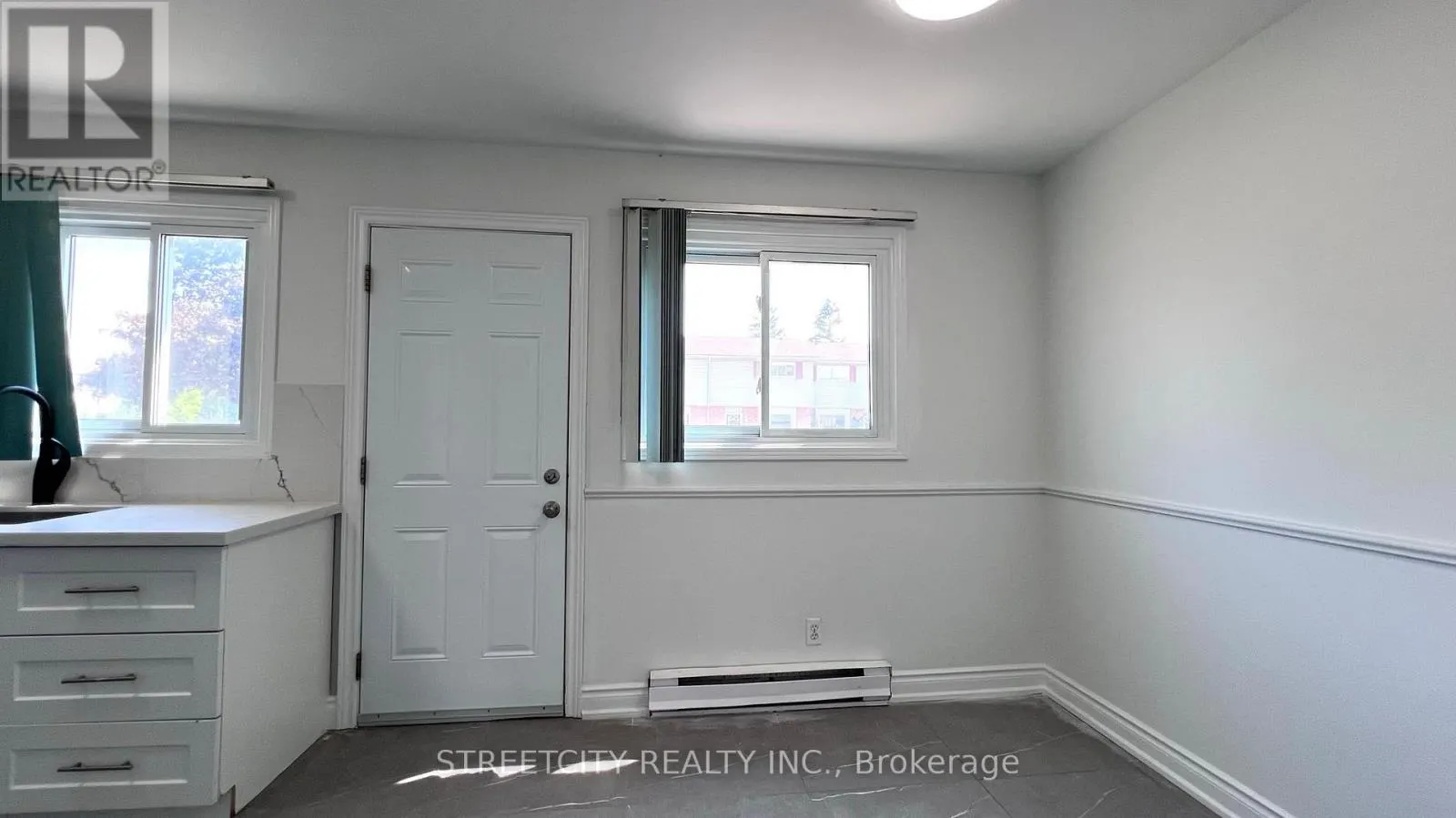 1 - 1430 JALNA BOULEVARD, #1