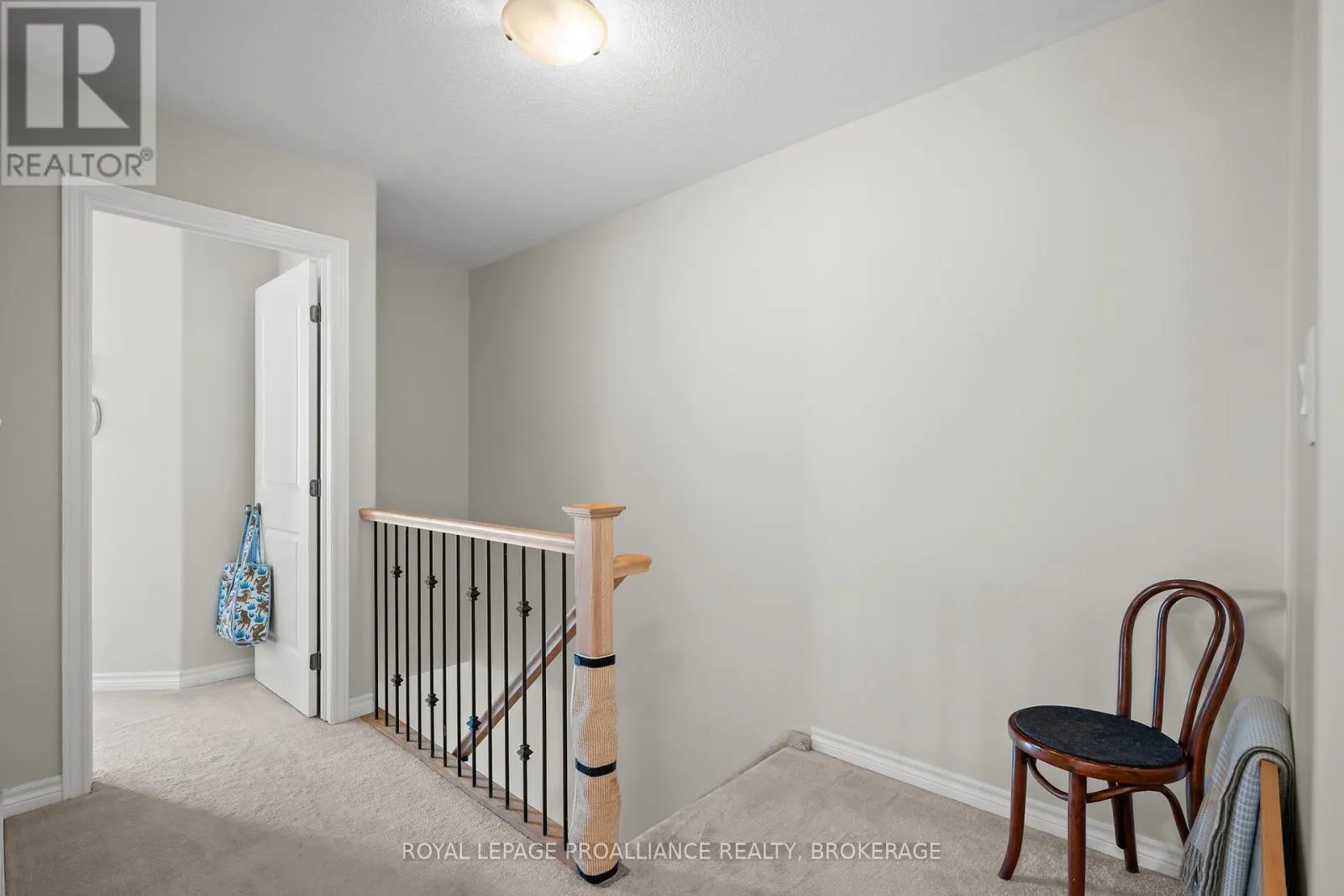 927 BLOSSOM STREET