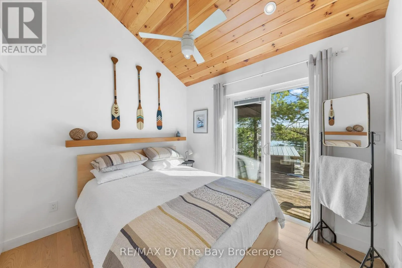 18152 GEORGIAN BAY SHORE