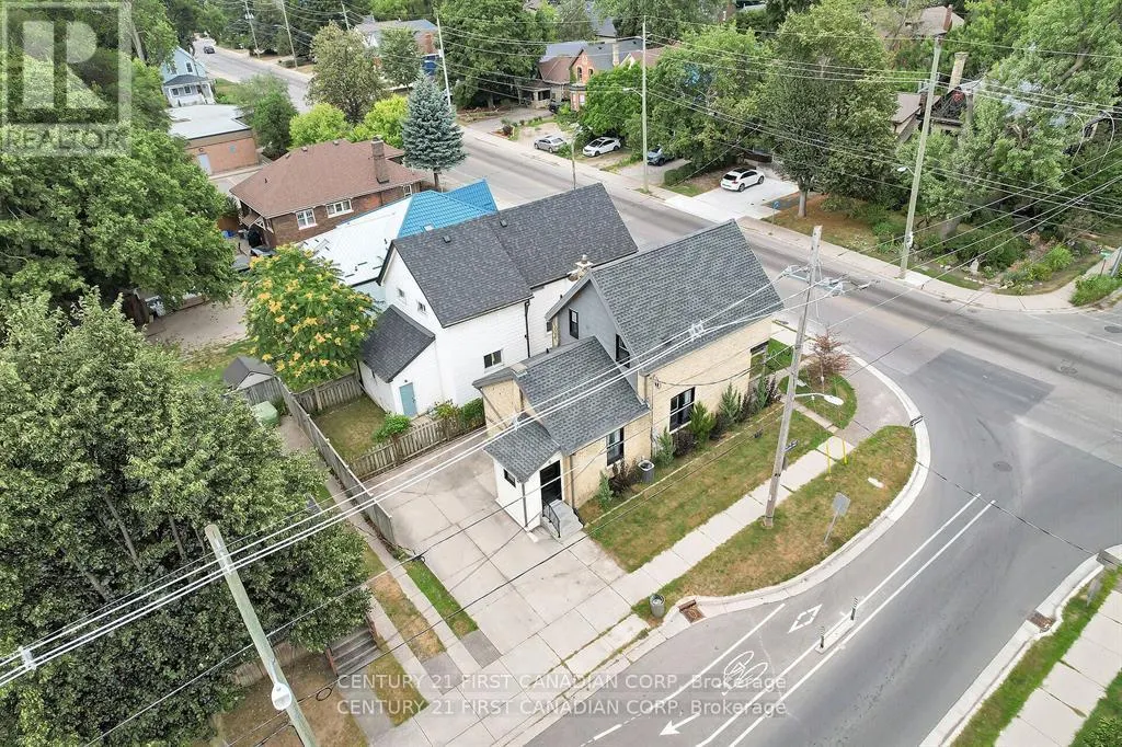 453 QUEBEC STREET