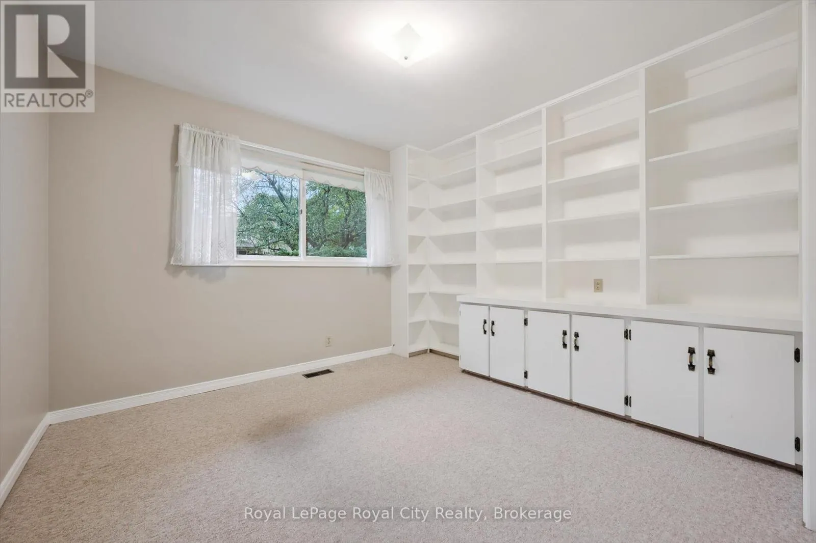 28 COLBORN STREET