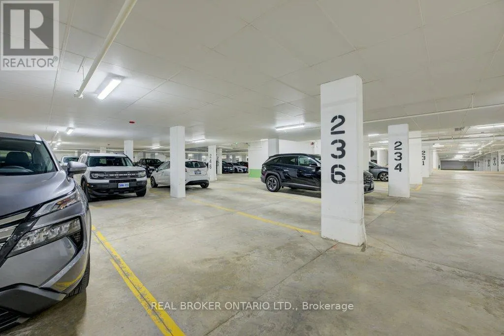 1108 - 460 DUNDAS STREET E