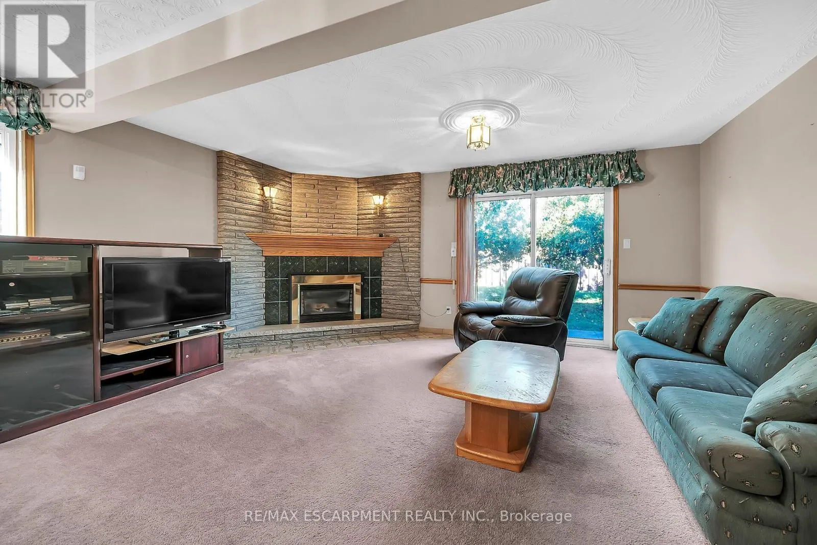 65 ELLINGTON AVENUE