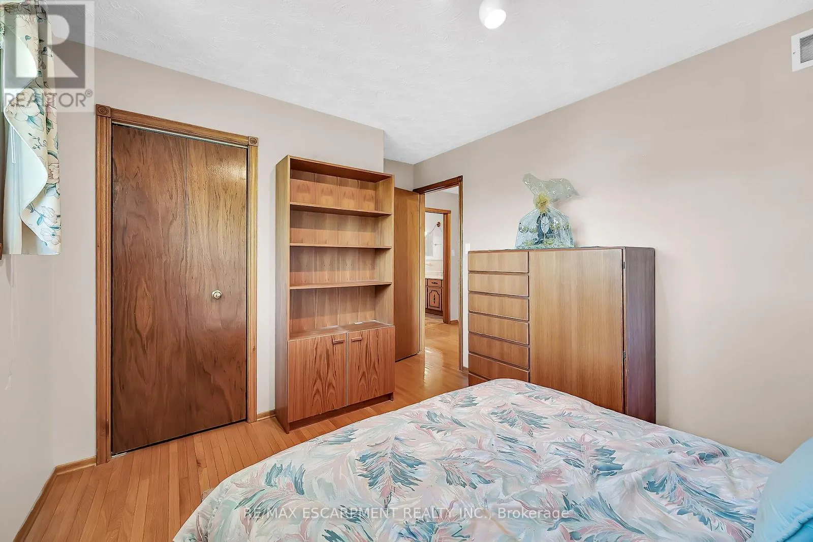 65 ELLINGTON AVENUE