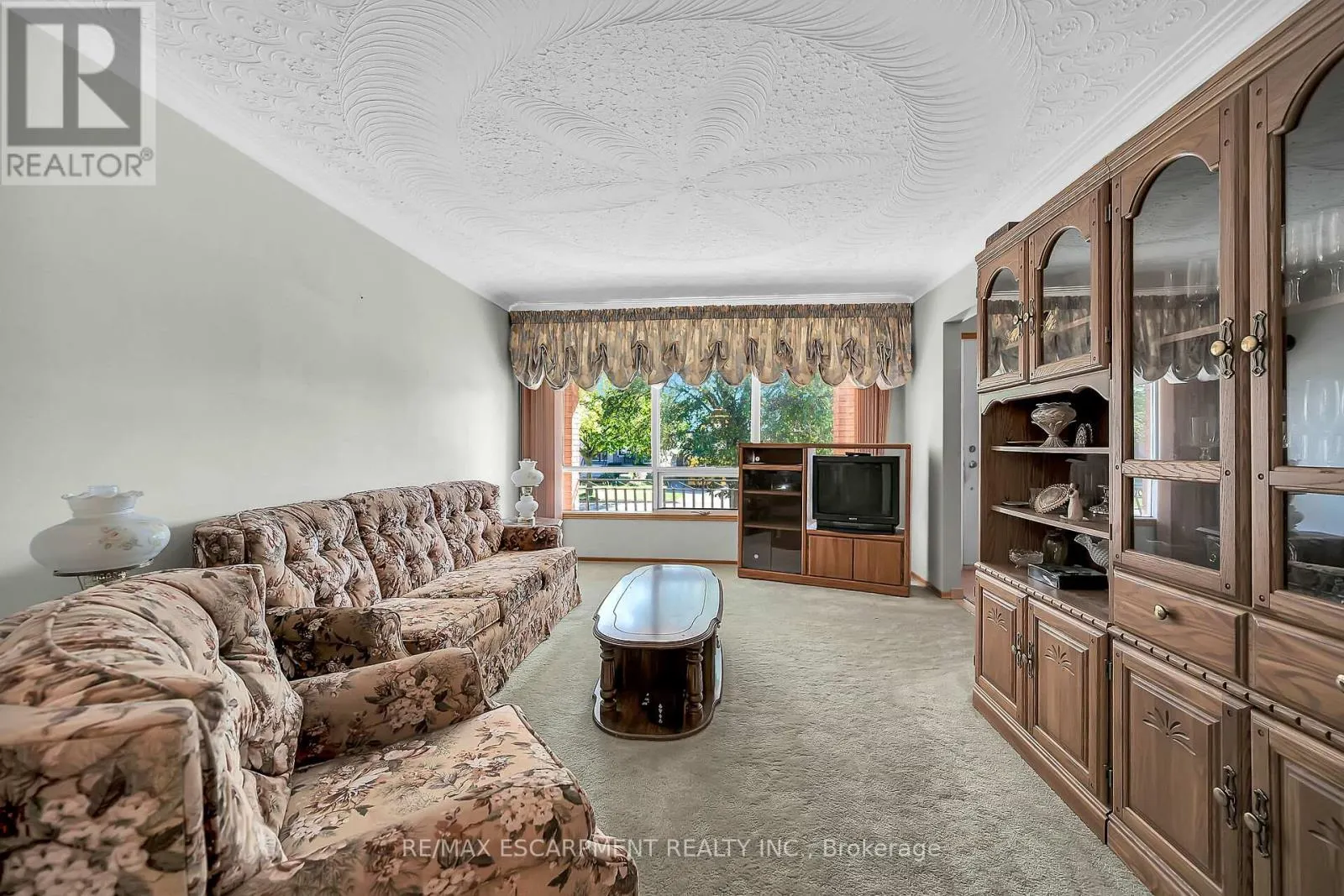 65 ELLINGTON AVENUE