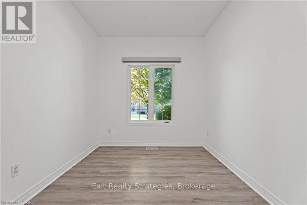39 - 68 HALLMARK TRAIL E, #39