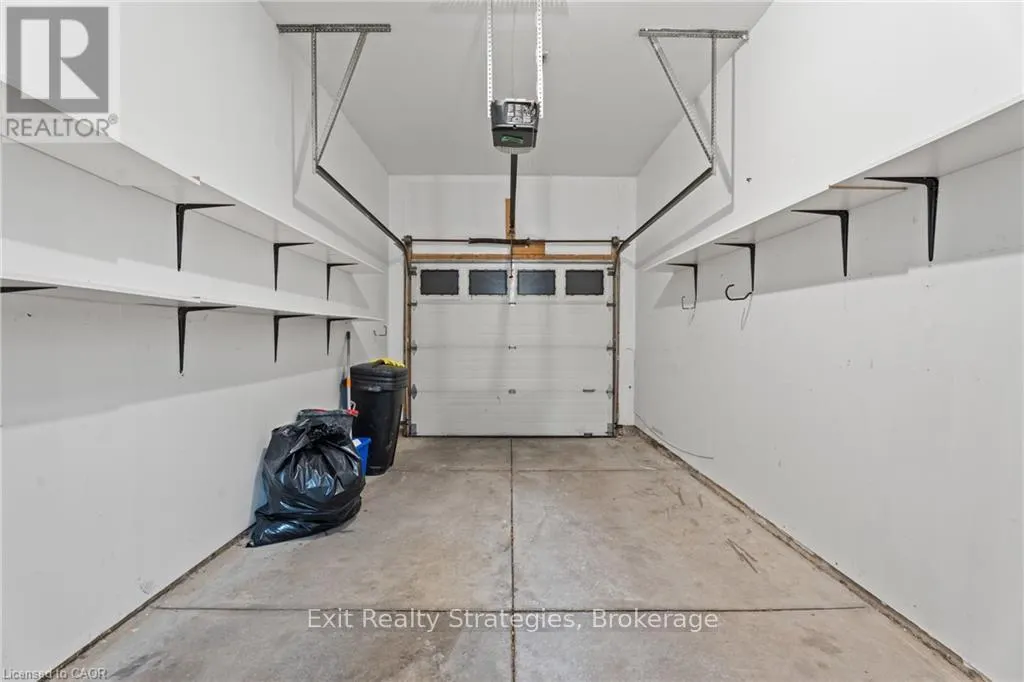 39 - 68 HALLMARK TRAIL E, #39