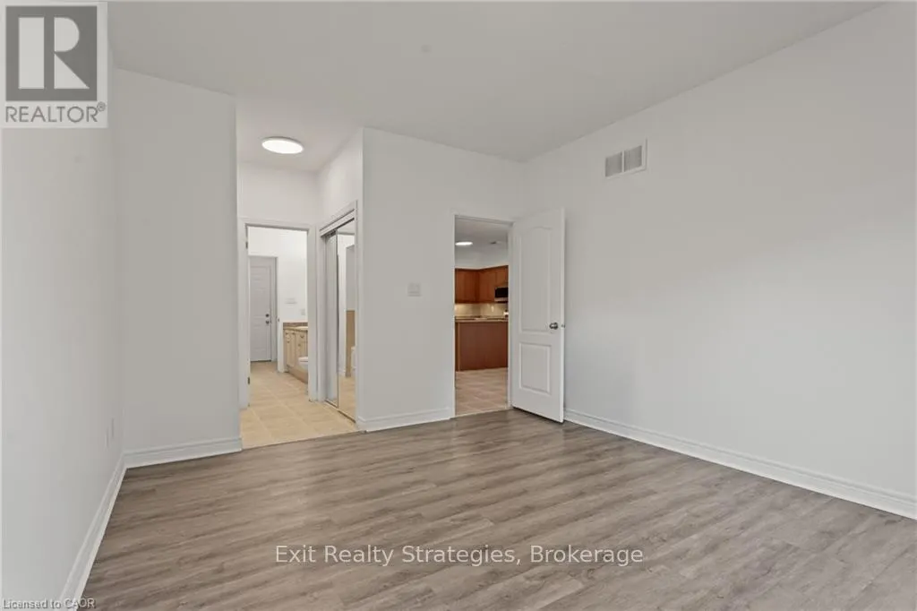 39 - 68 HALLMARK TRAIL E, #39