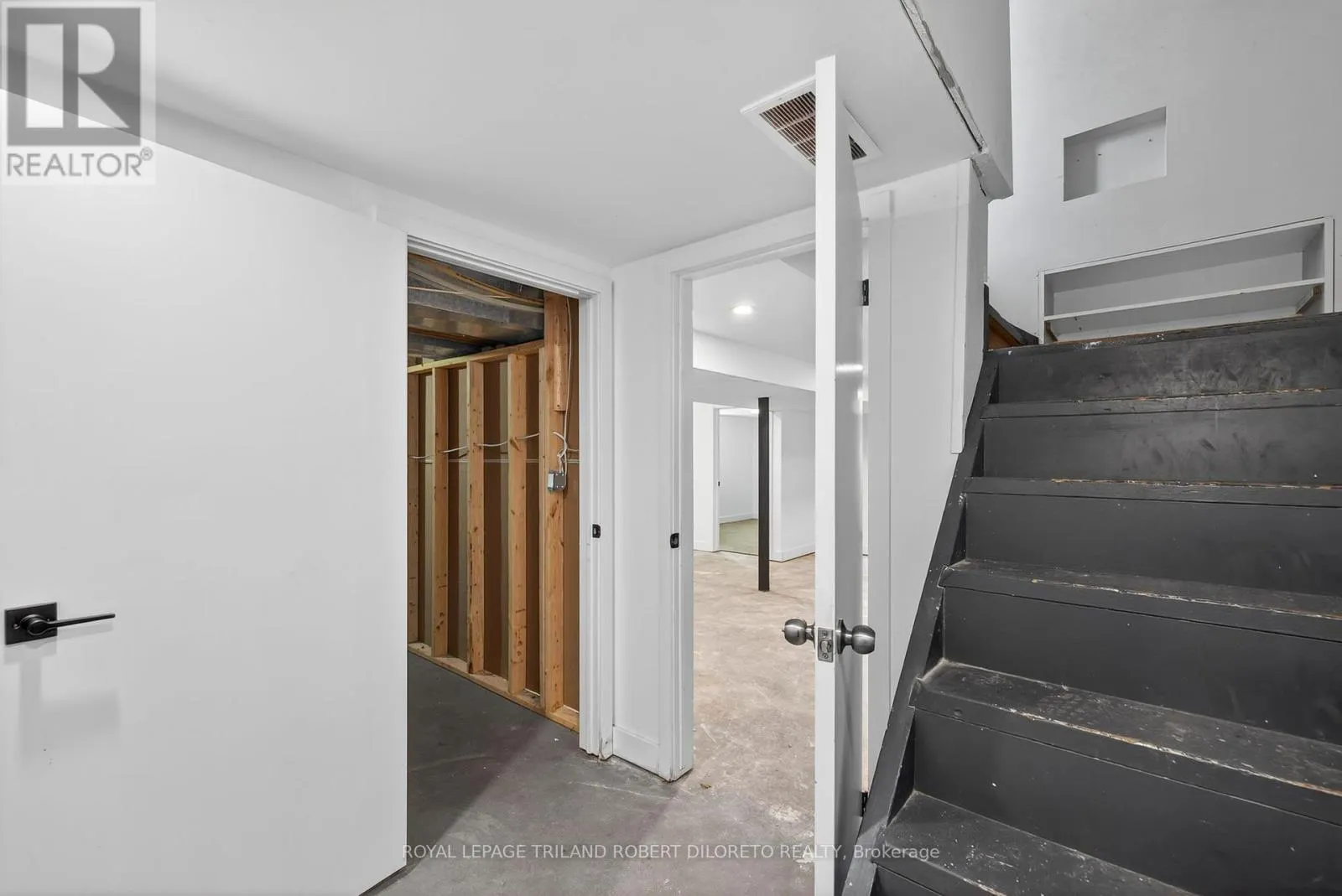 63 BOND STREET