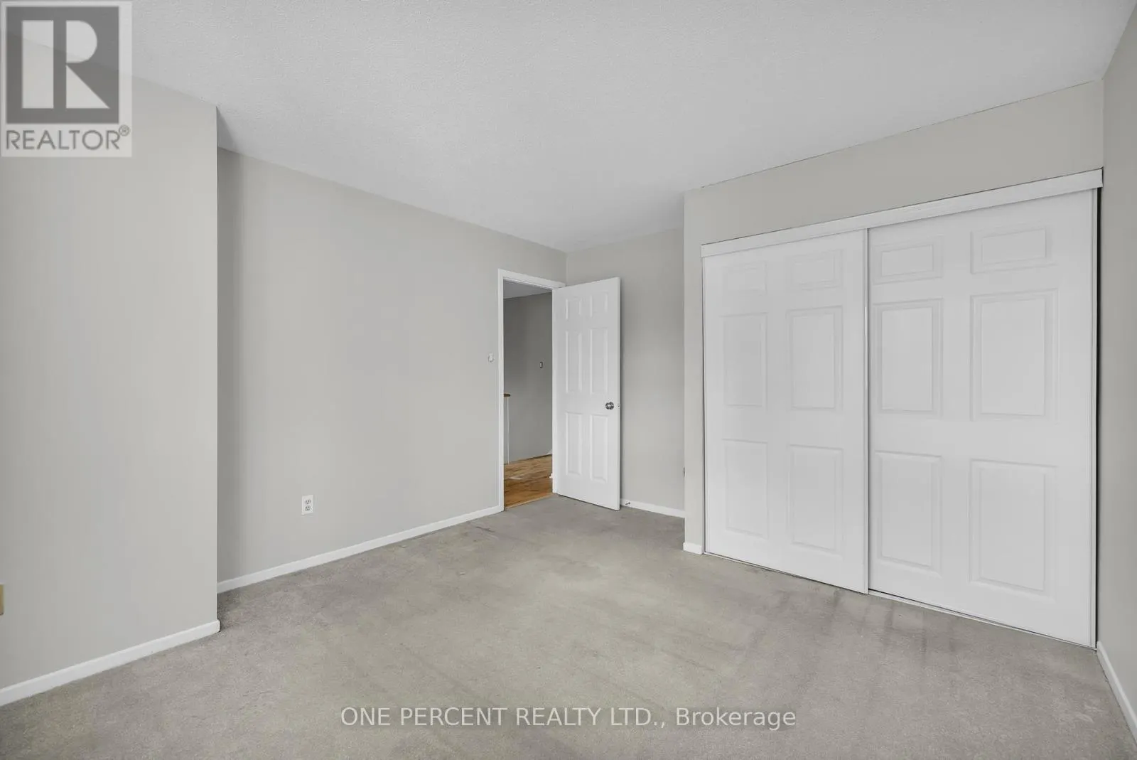 28 CHICKASAW CRESCENT