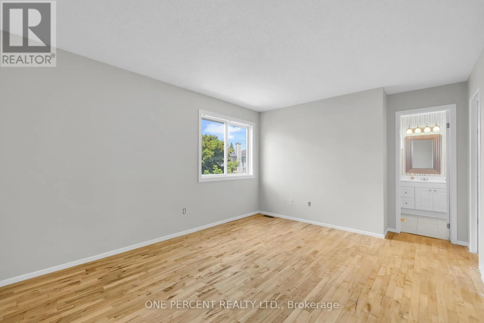 28 CHICKASAW CRESCENT