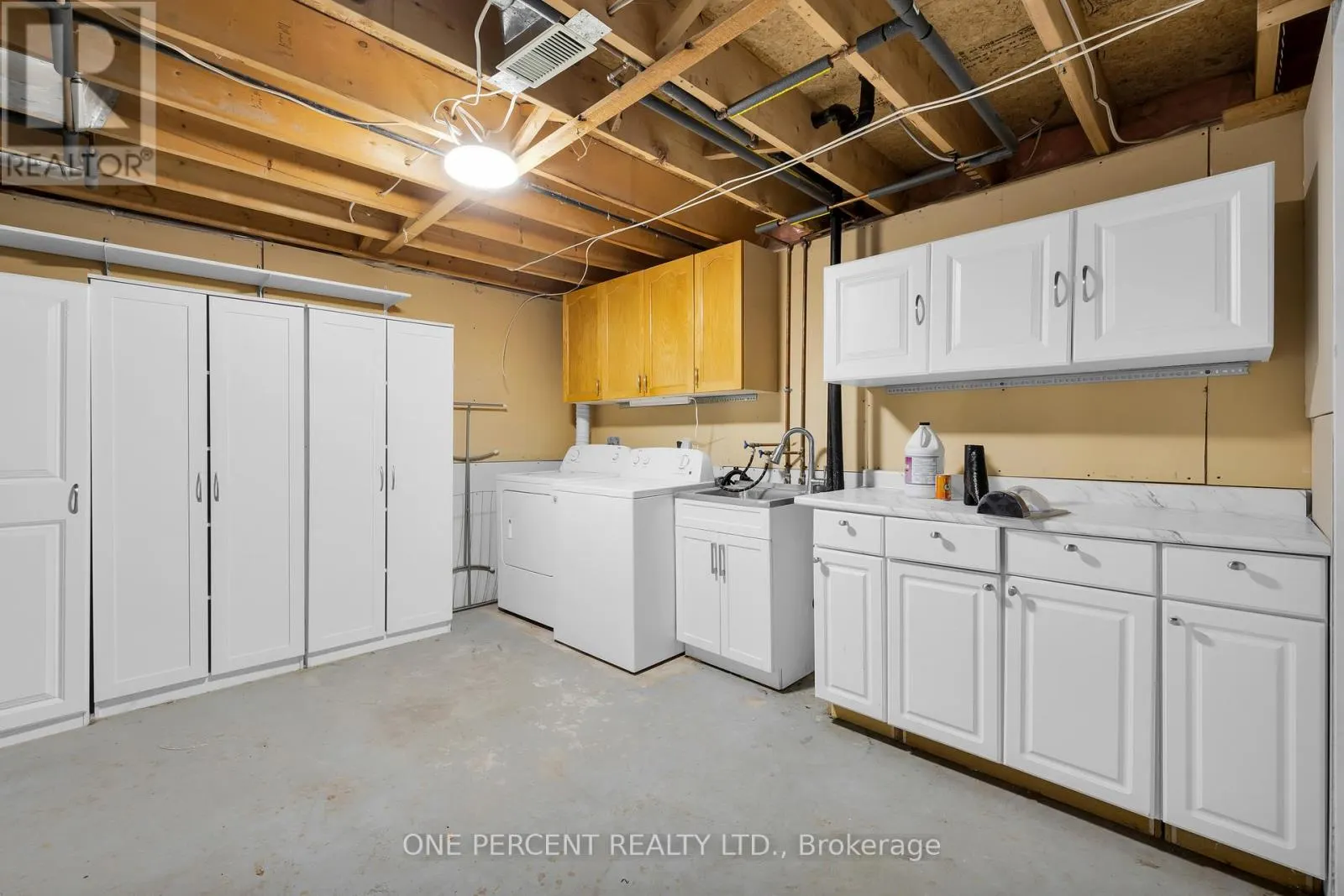 28 CHICKASAW CRESCENT