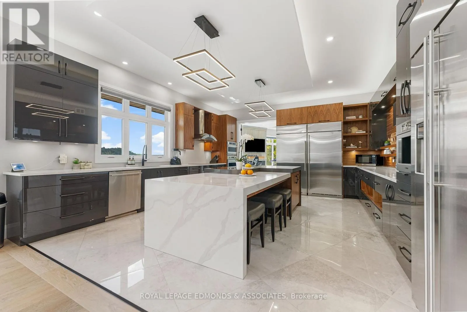 231 FINNERTY ROAD