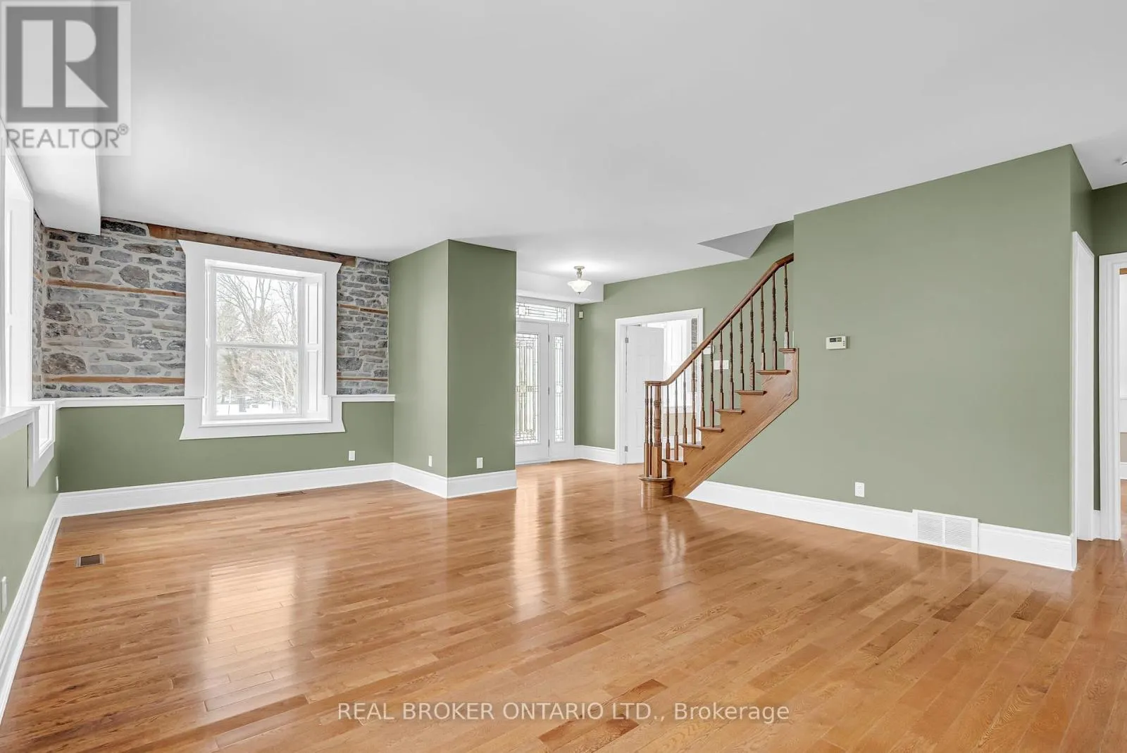 2486 COUNTY RD 18 CONCESSION