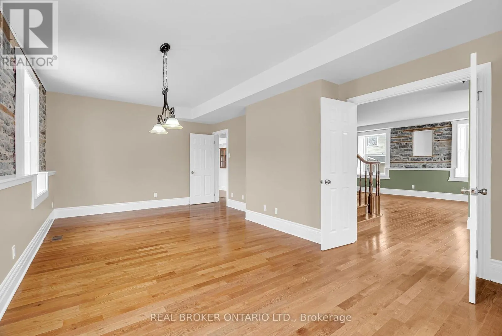 2486 COUNTY RD 18 CONCESSION