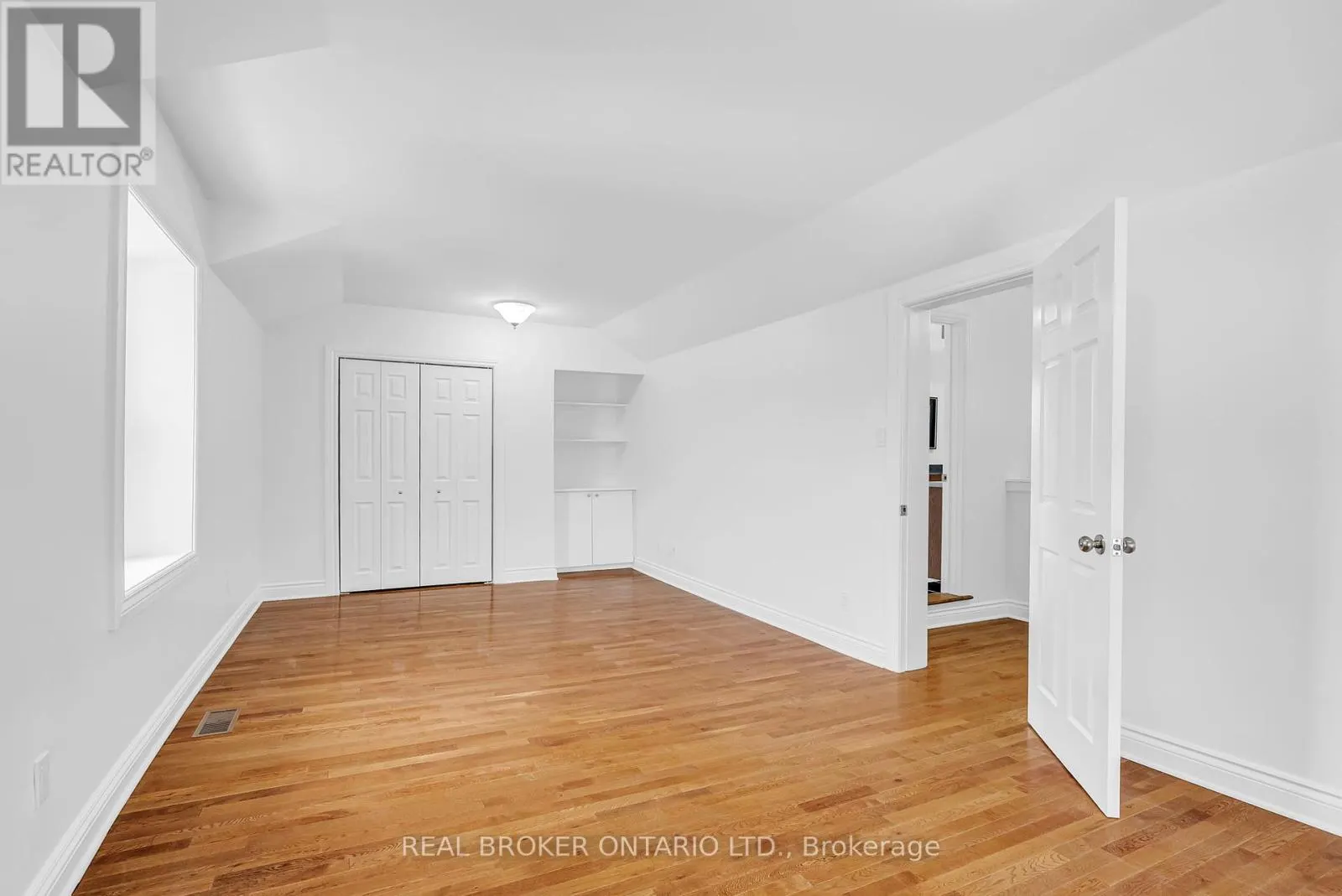 2486 COUNTY RD 18 CONCESSION