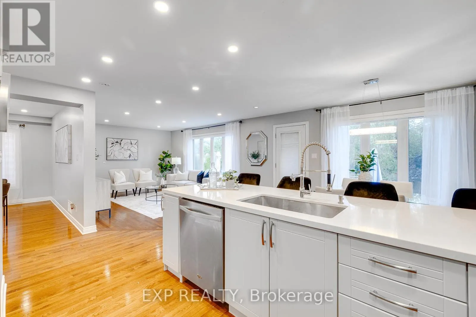 44 PENTLAND ROAD