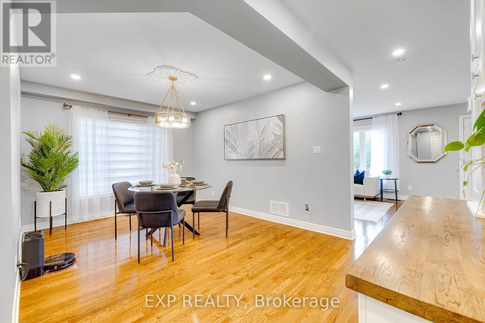 44 PENTLAND ROAD