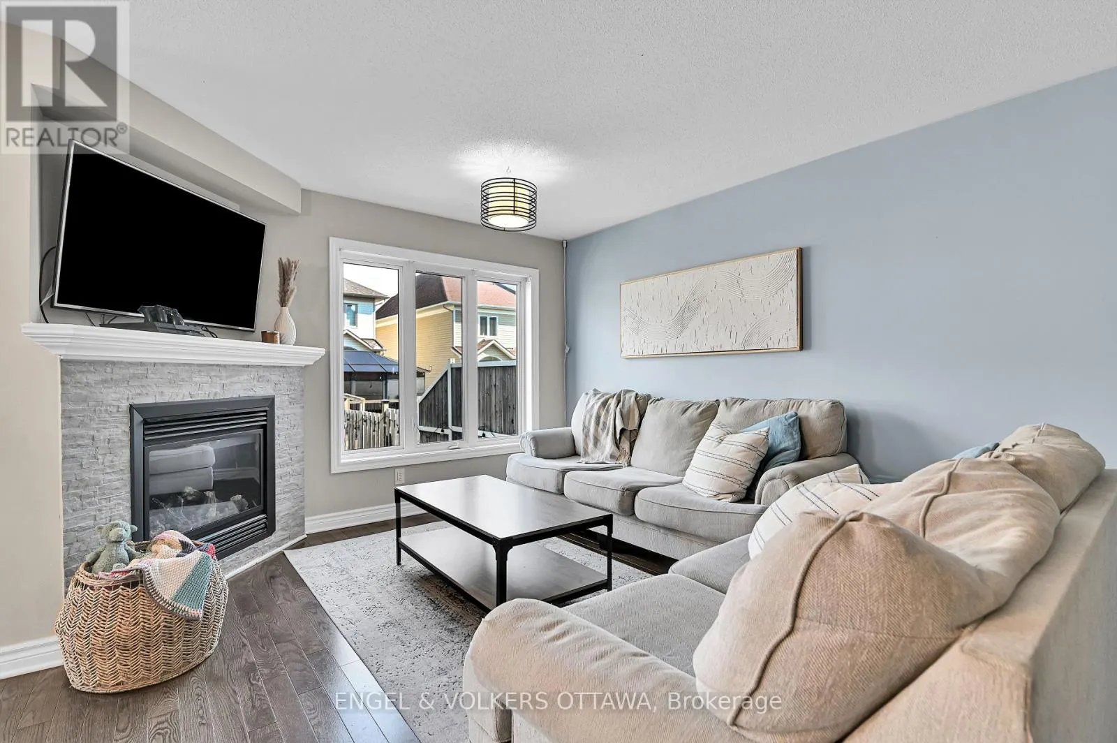 123 WATERFERN WAY