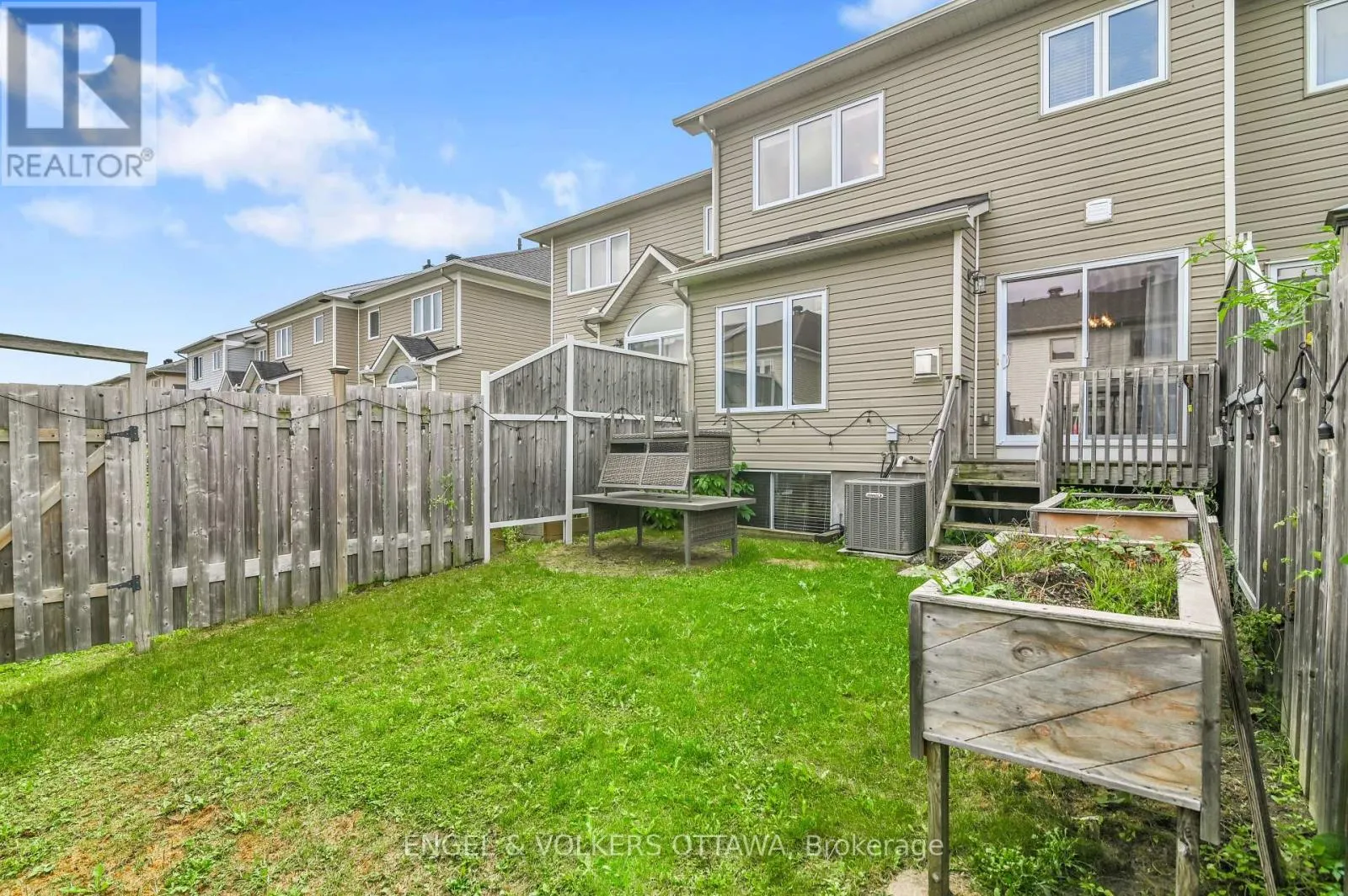 123 WATERFERN WAY