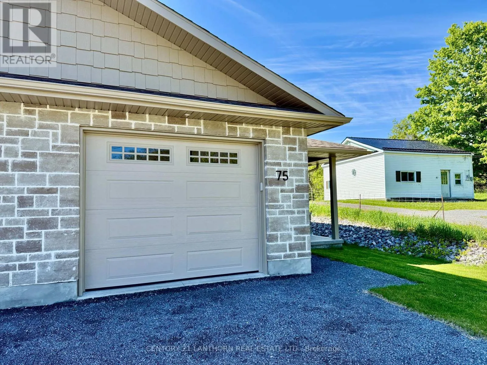 75 SEYMOUR STREET W
