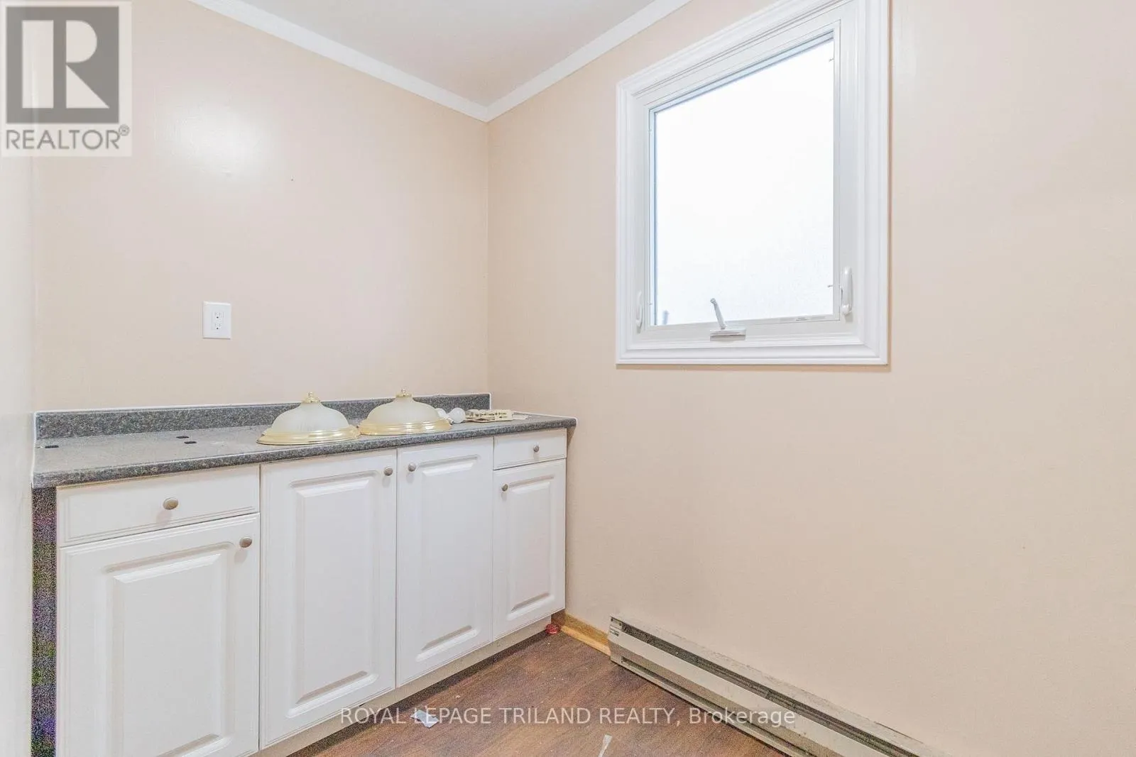 11 GOSHEN STREET N