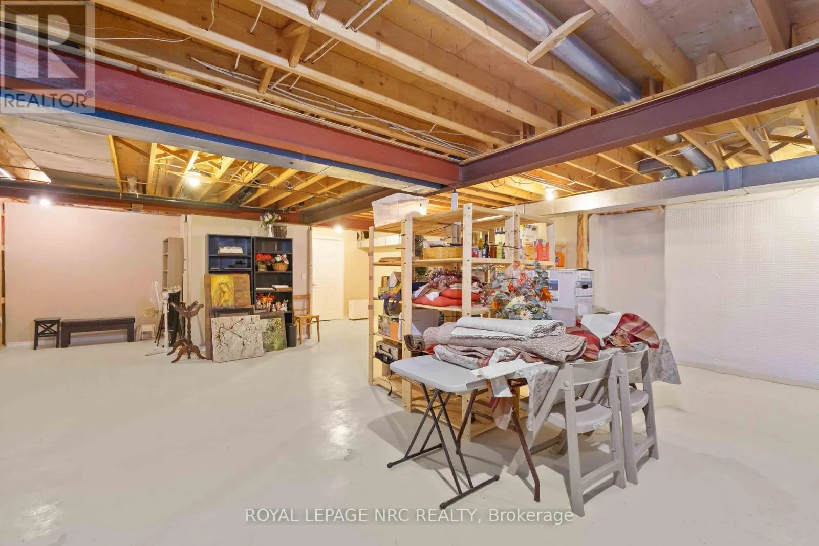 4092 PLUM TREE COURT