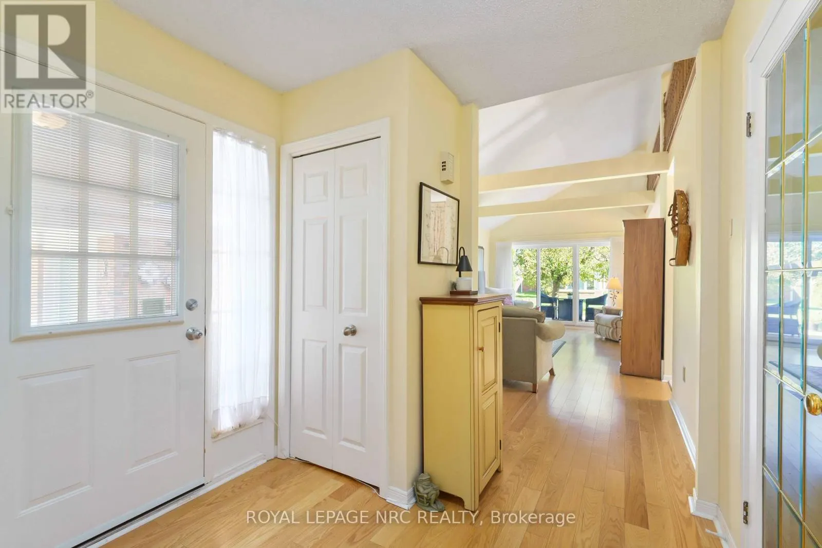 4092 PLUM TREE COURT