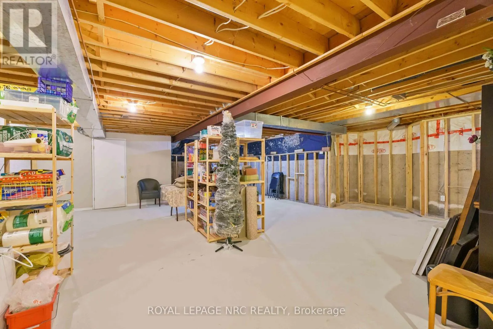 4092 PLUM TREE COURT