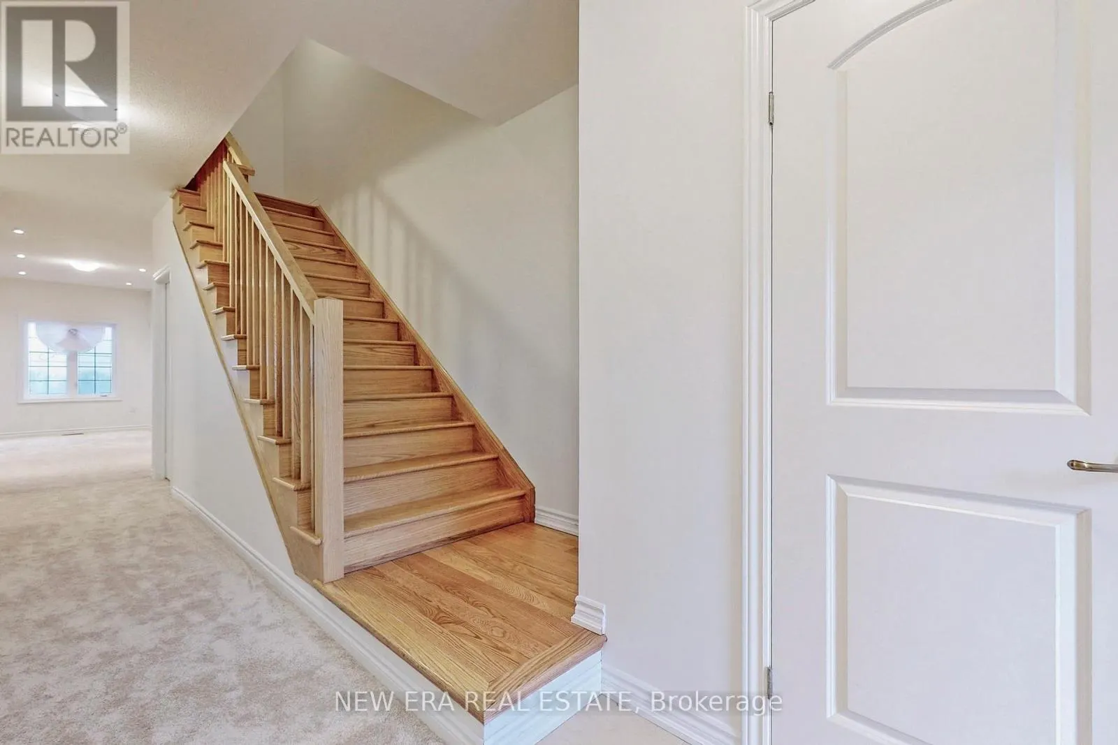 166 FLAGG AVENUE