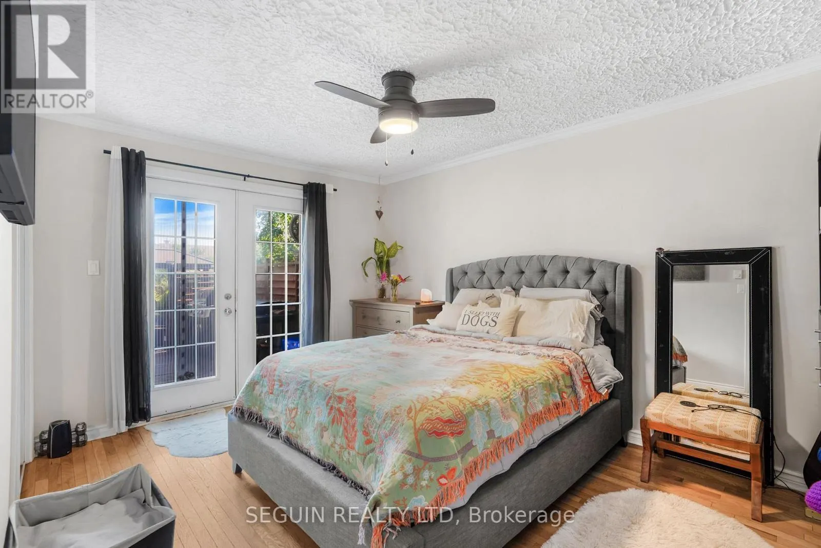 301-303 CHAMBERLAIN STREET