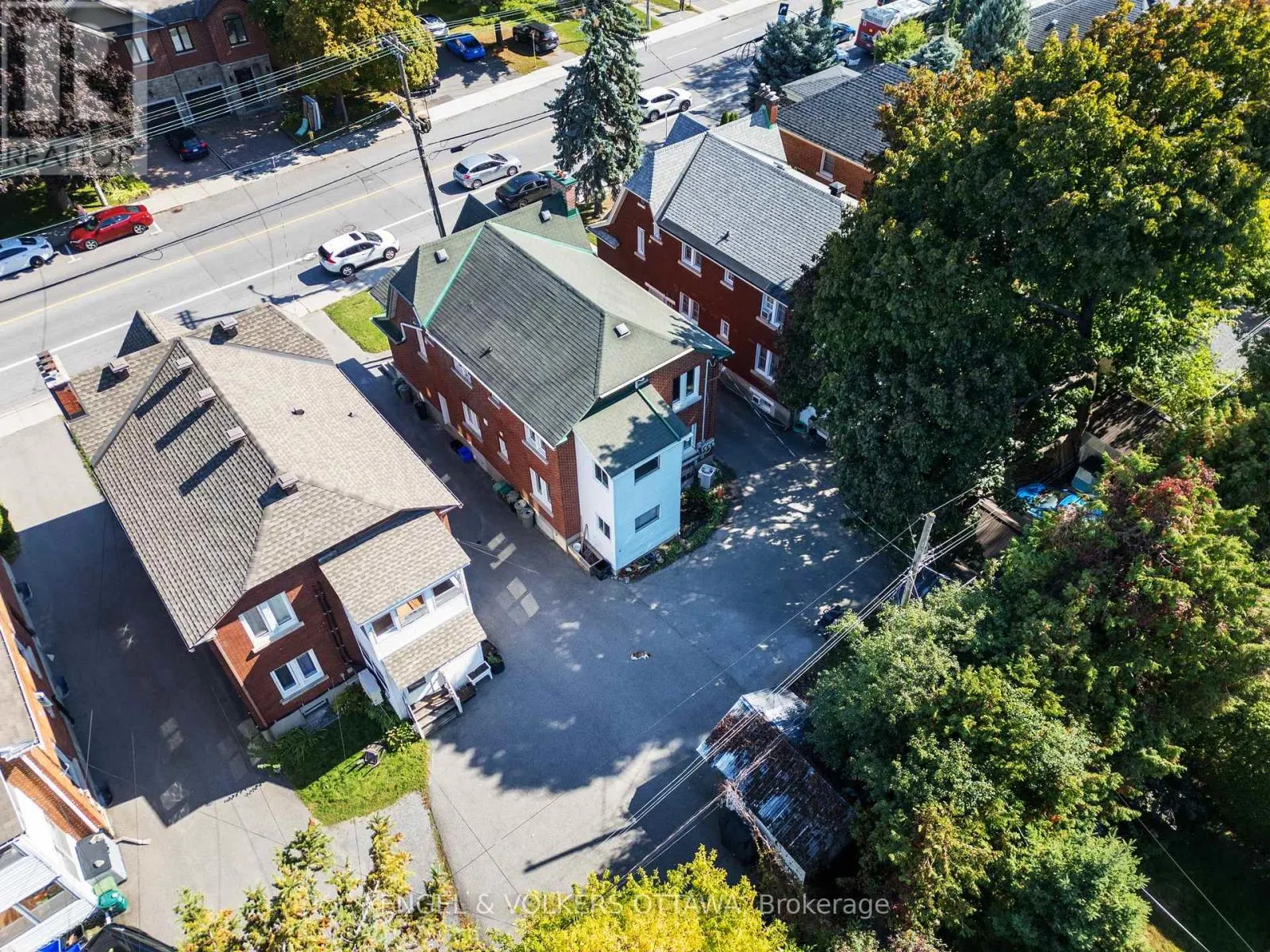 460 HOLLAND AVENUE