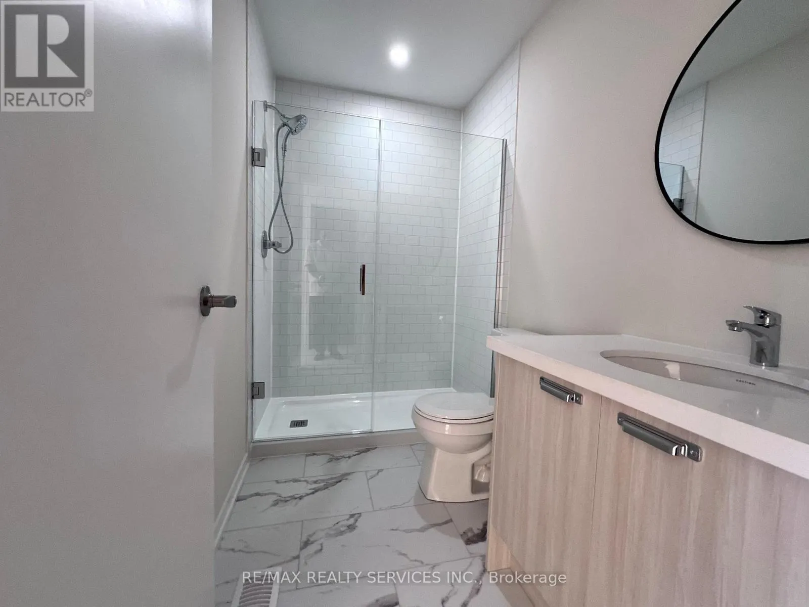 23 RADIUM LANE