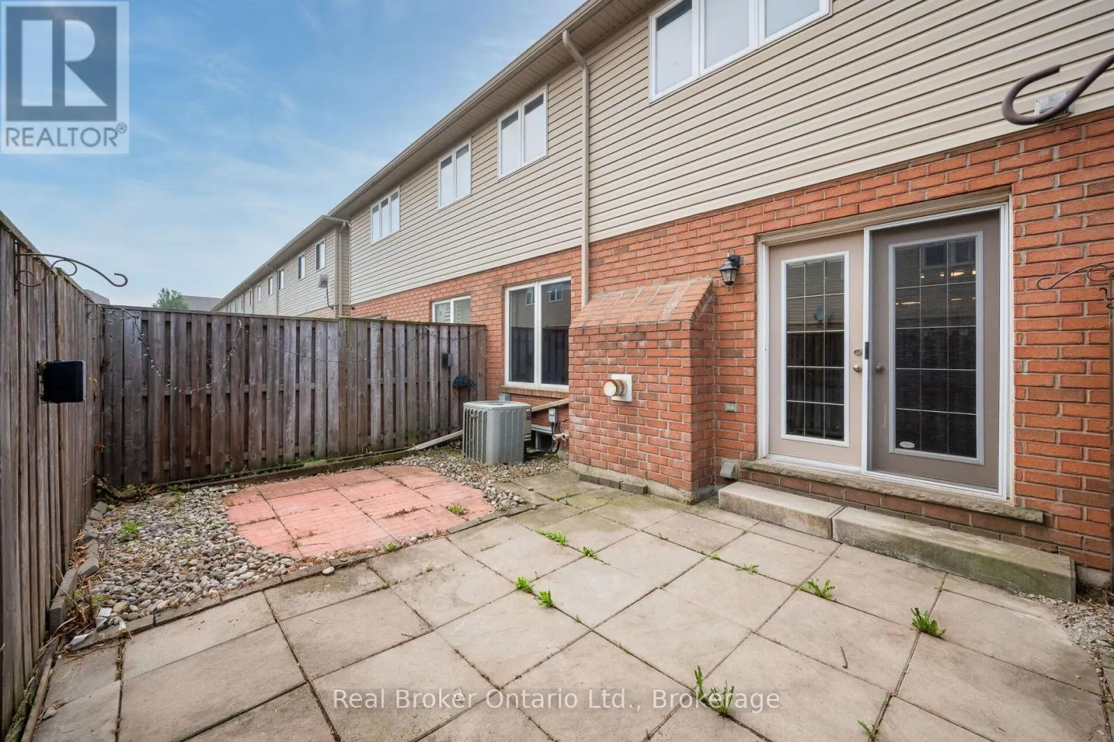 23 BELLFLOWER BOULEVARD