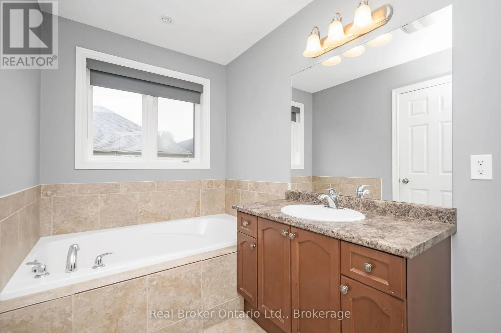 23 BELLFLOWER BOULEVARD