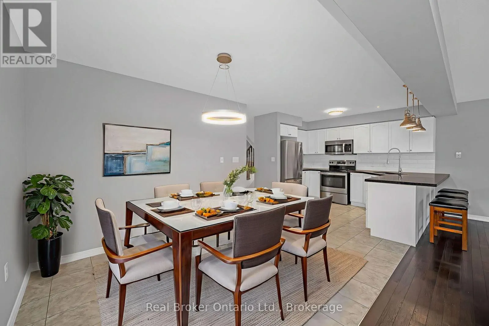 23 BELLFLOWER BOULEVARD
