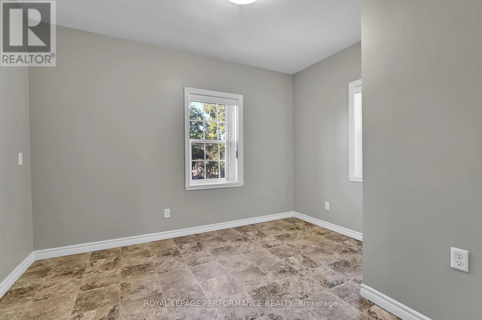 117 FIRST STREET E