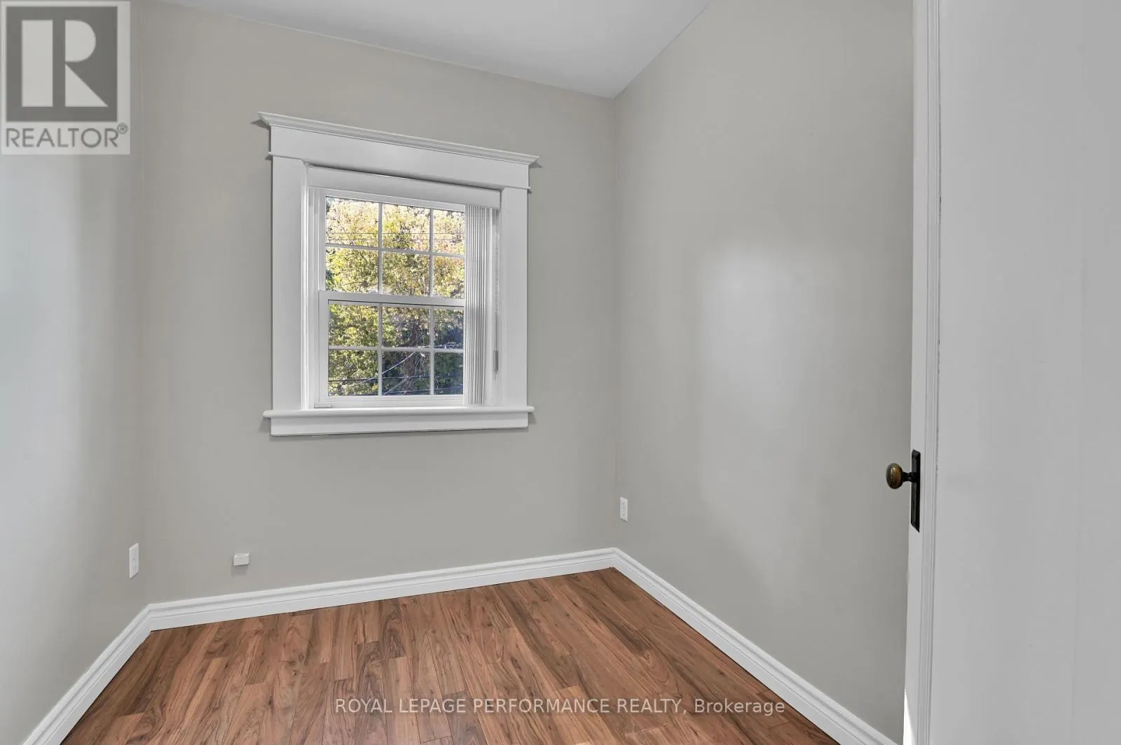 117 FIRST STREET E