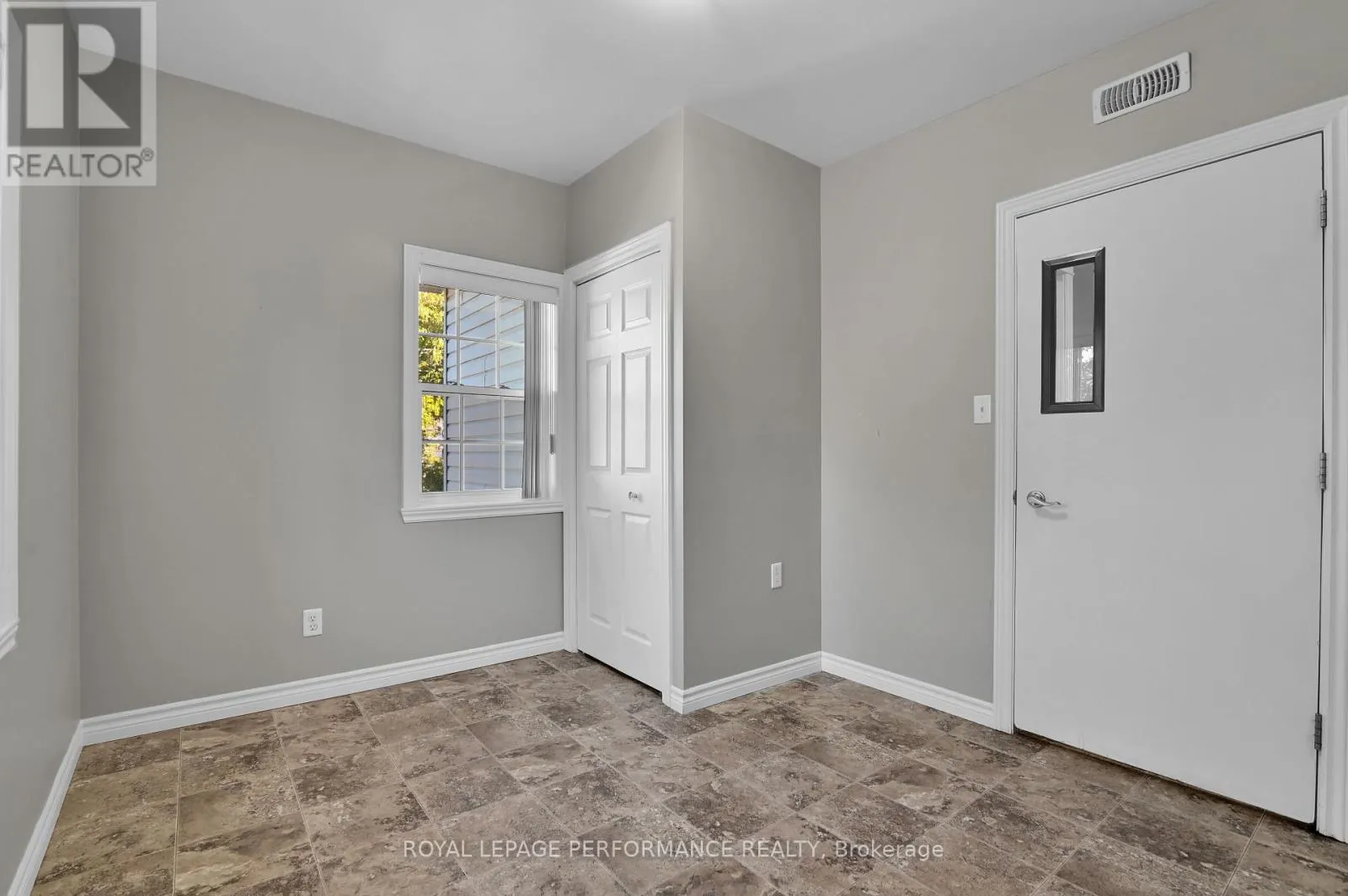 117 FIRST STREET E