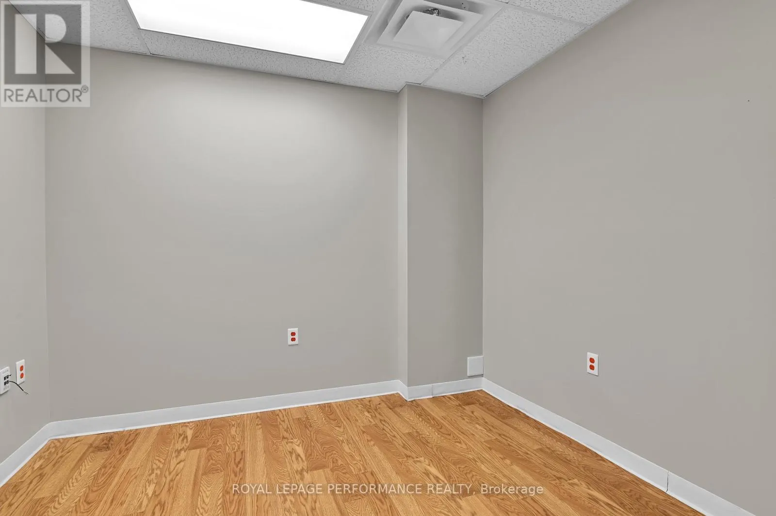 117 FIRST STREET E