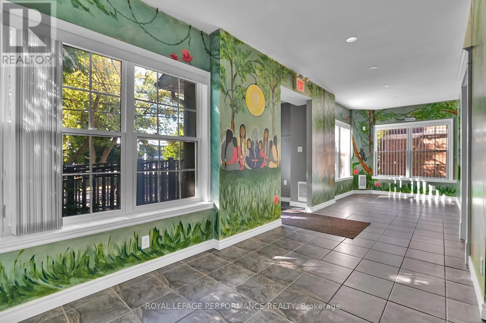 117 FIRST STREET E